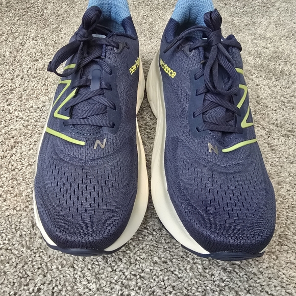 New Balance Fresh Foam X More v4 Sneakers - Navy and Lime - Picture 6 of 13